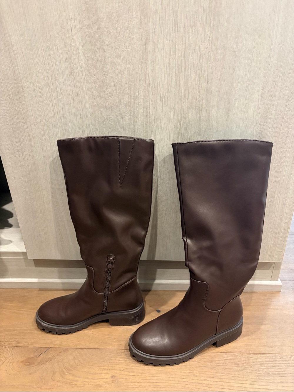 Women’s Old Navy Tall Brown Leather Riding Boots